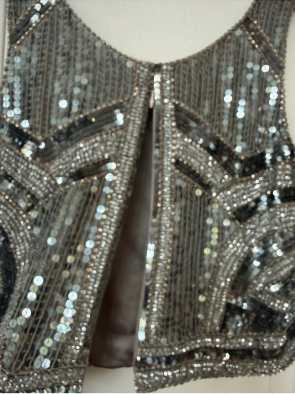 Parker Silver Sequin Embellished Crop Tank Top🩶 - Picture 4 of 7